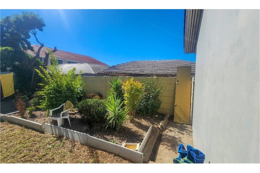 3 Bedroom Property for Sale in Esterville Western Cape